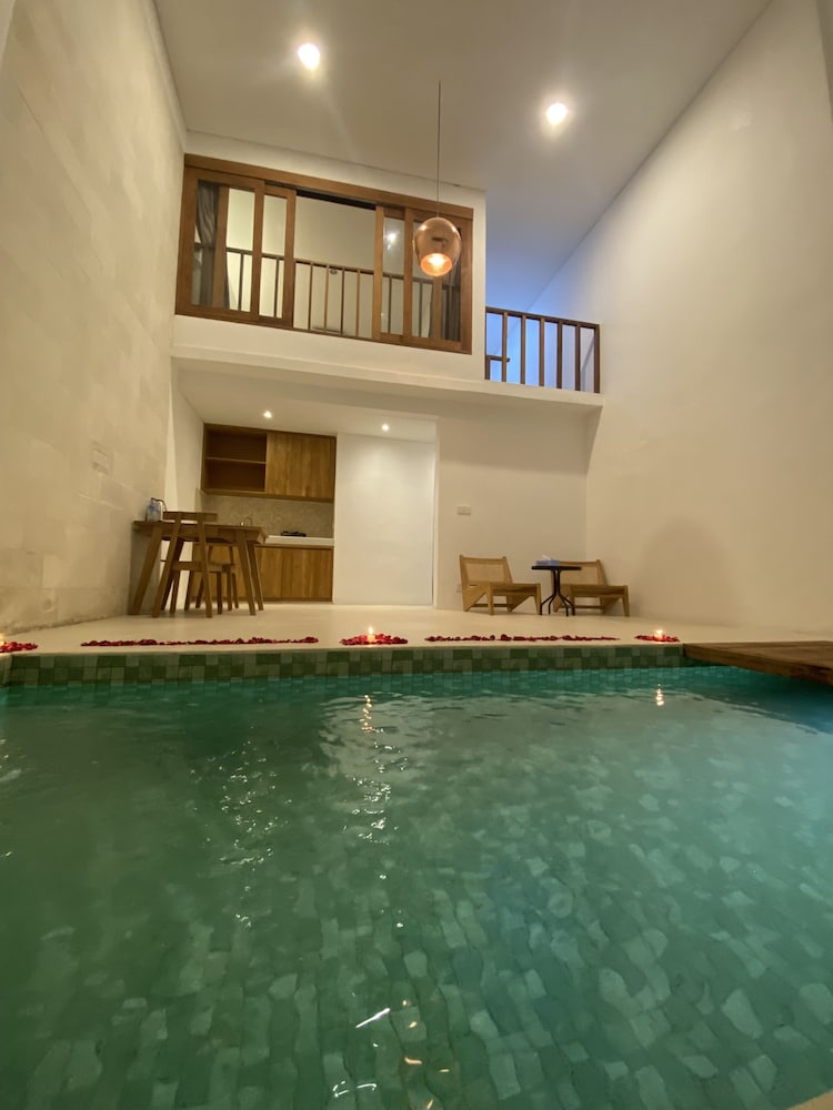 noah villa and chapel