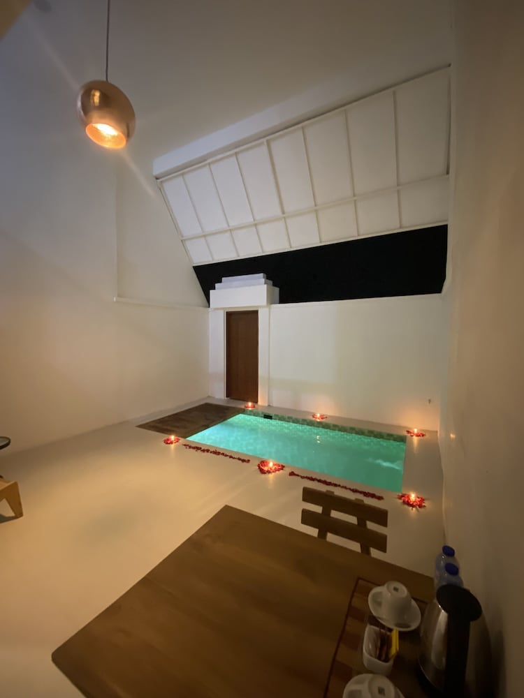 noah villa and chapel