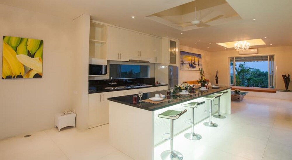 noah villa and chapel