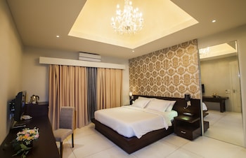 noah villa and chapel