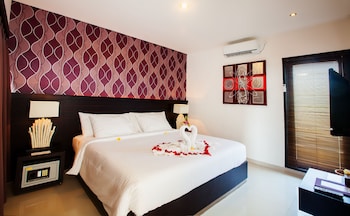 noah villa and chapel