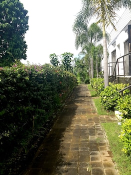 noah villa and chapel