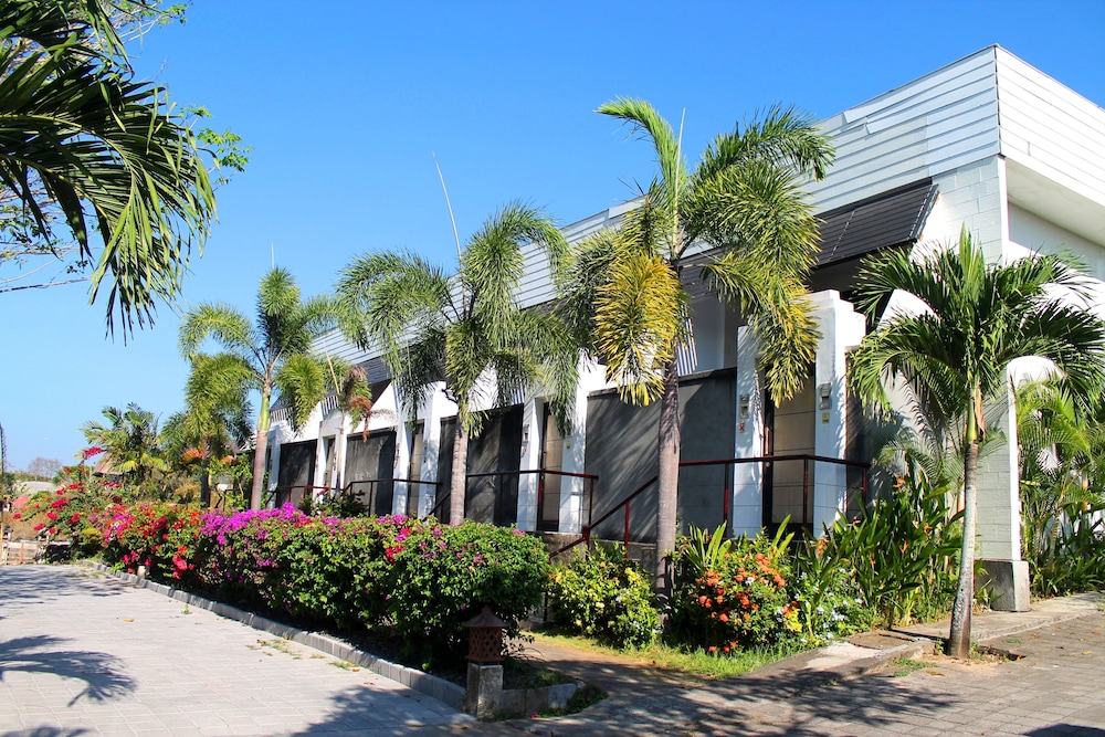 noah villa and chapel