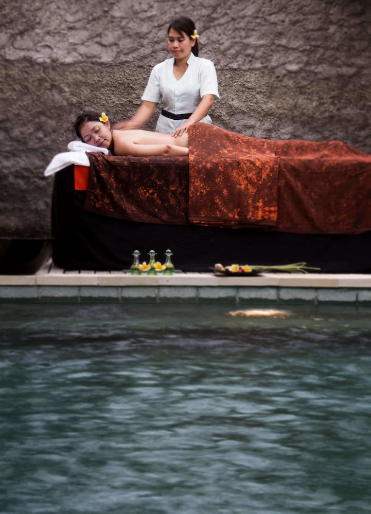 alam bidadari seminyak villas