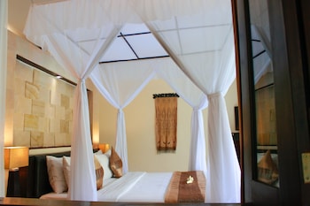 the maya seminyak villas