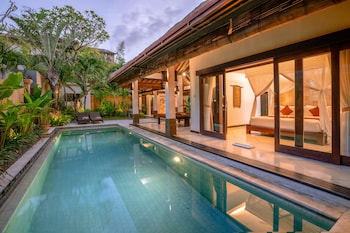 the maya seminyak villas