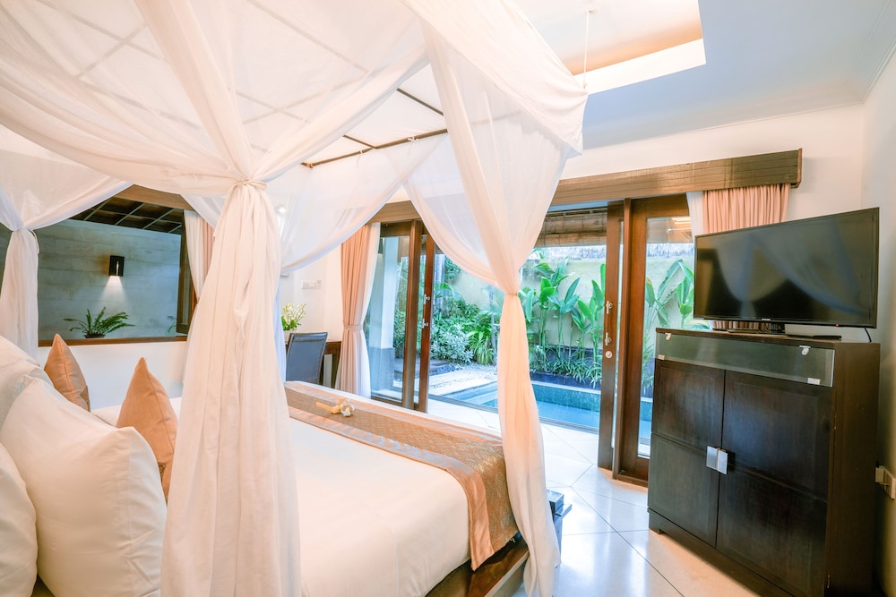 the maya seminyak villas