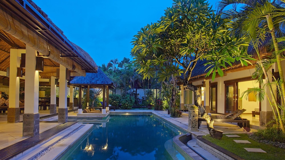the maya seminyak villas