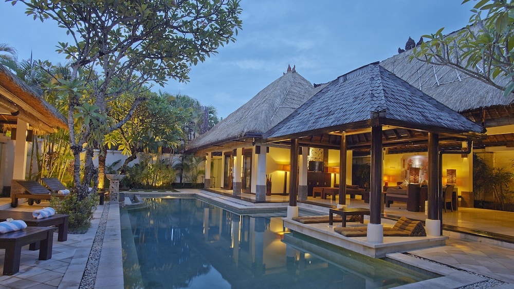 the maya seminyak villas