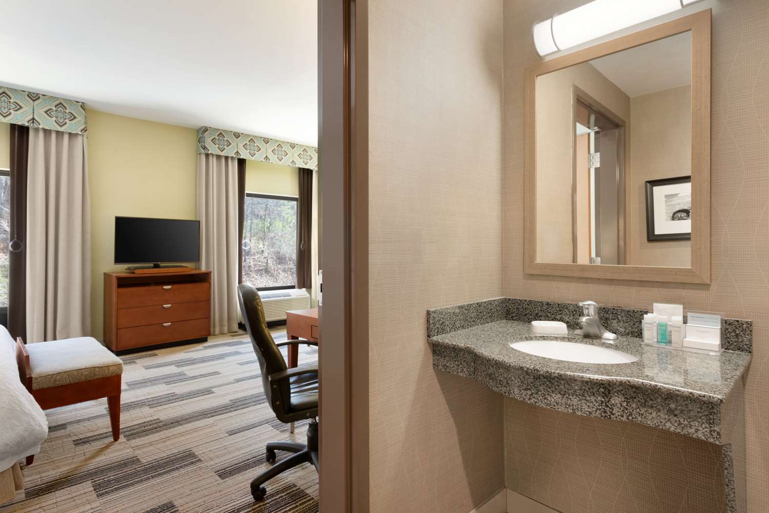 hampton inn and suites birmingham east irondale