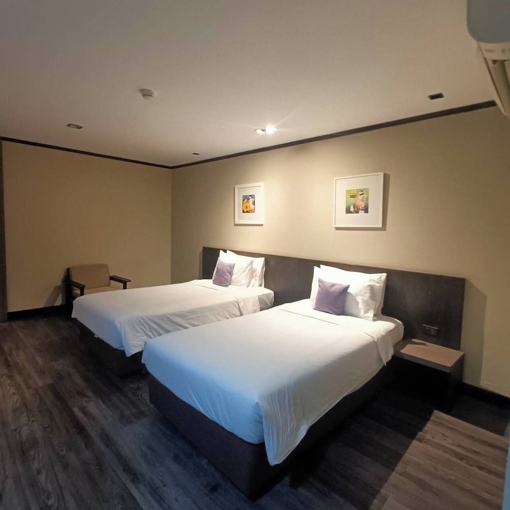 bangkok inter place hotel