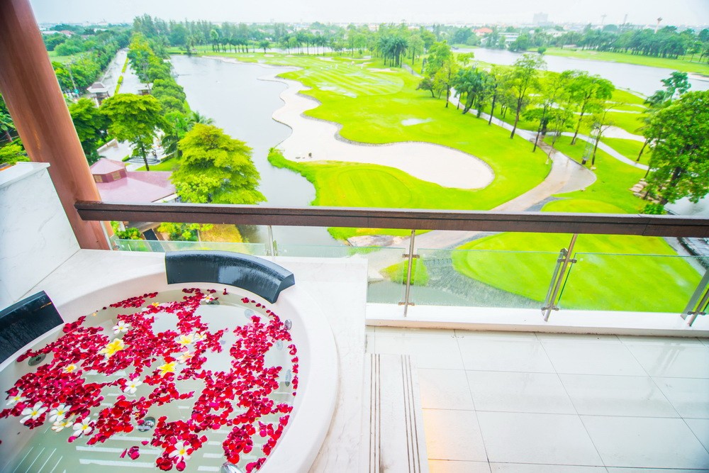 summit windmill golf suite hotel suvarnabhumi
