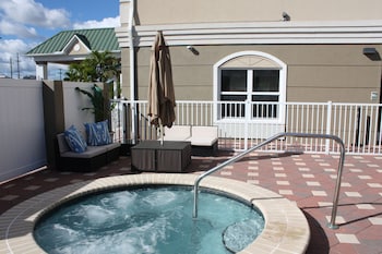 country inn and suites by radisson tampa airport north fl
