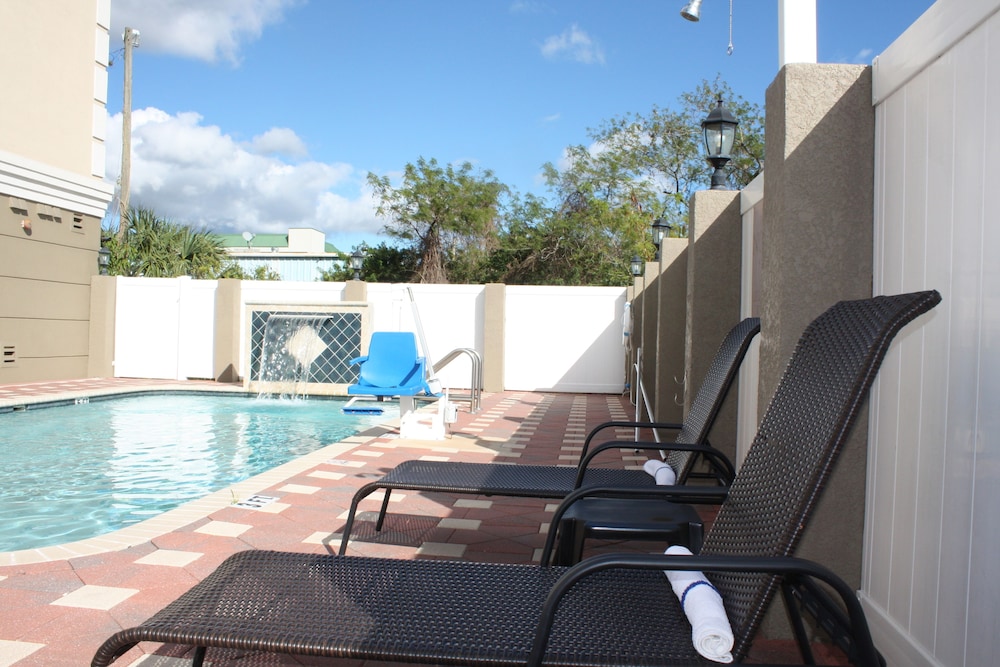 country inn and suites by radisson tampa airport north fl