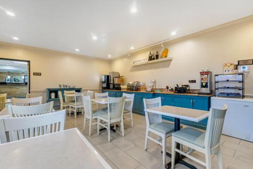 country inn and suites by radisson tampa airport north fl