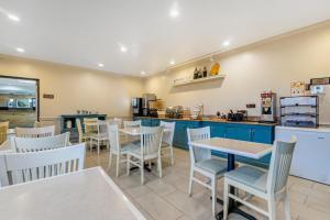 country inn and suites by radisson tampa airport north fl