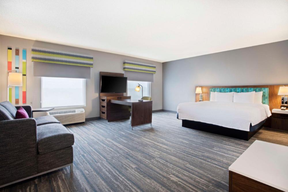 hampton inn and suites tampa east casino area