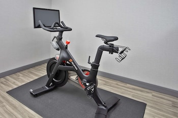 hampton inn and suites tampa east casino area