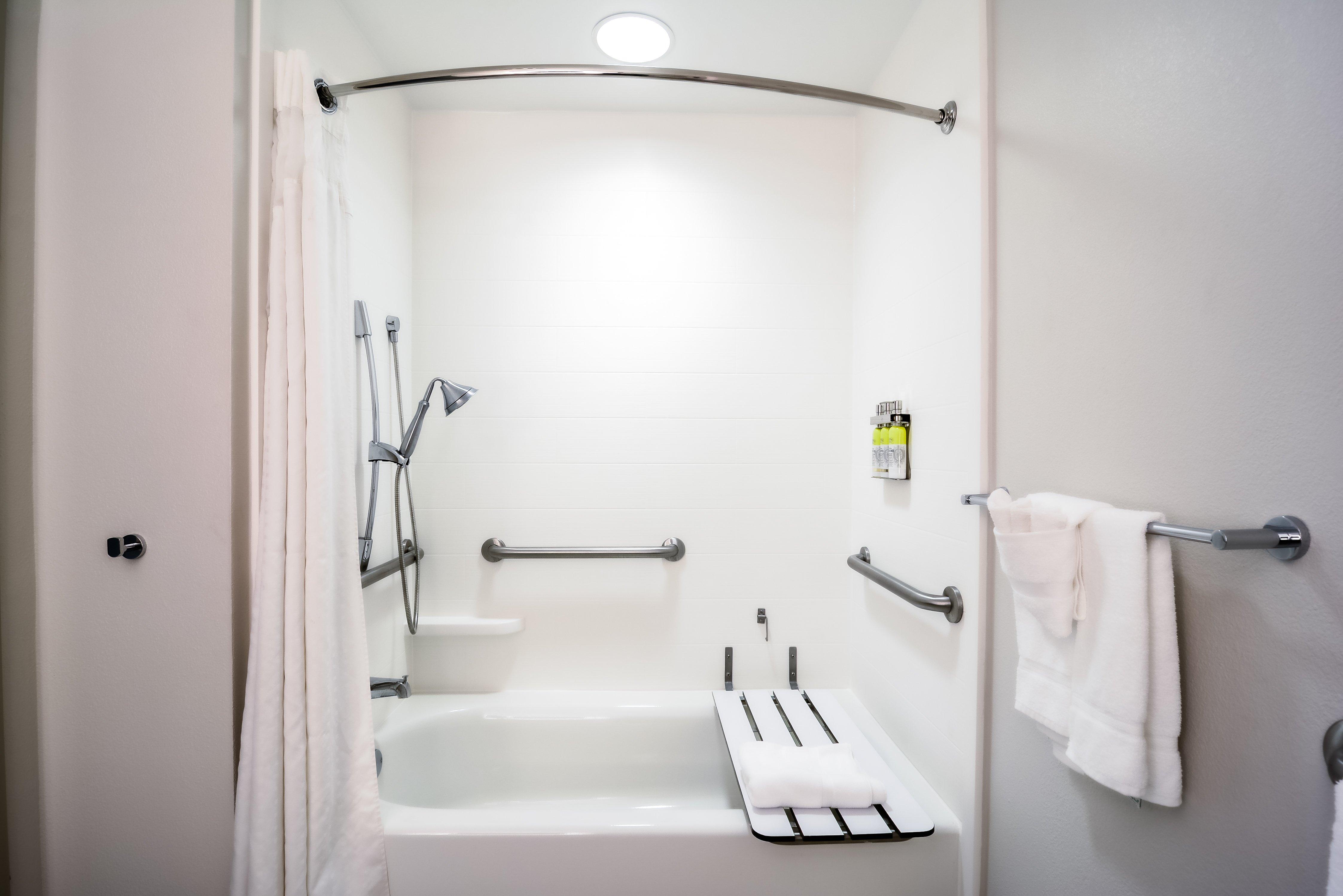 holiday inn express and suites tampa usf busch gardens