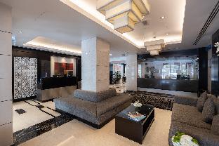 the apartments dubai world trade centre