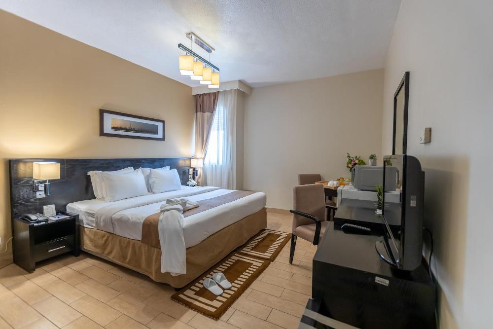 the apartments dubai world trade centre