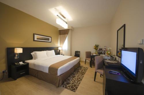 the apartments dubai world trade centre