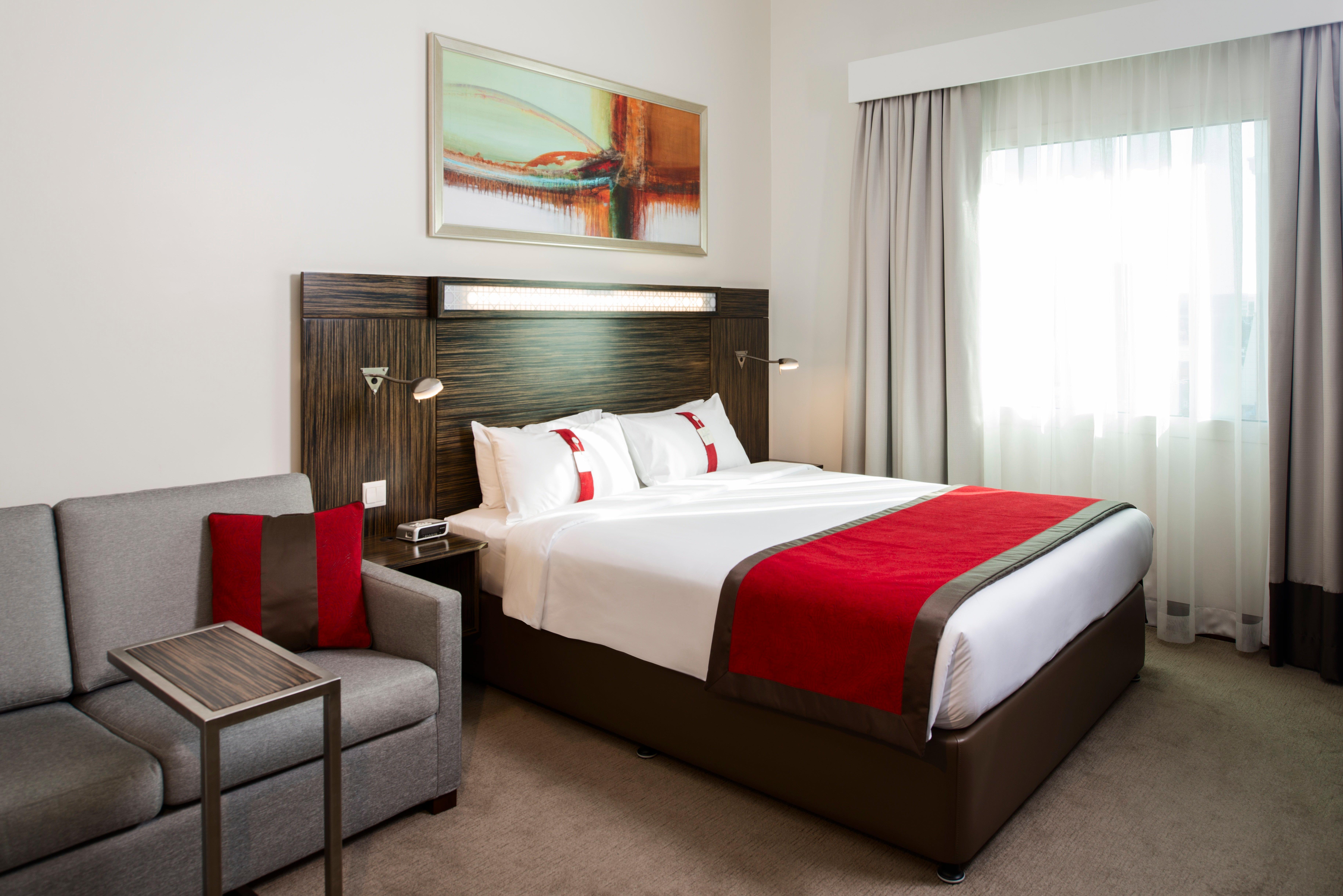holiday inn express dubai internet city by ihg