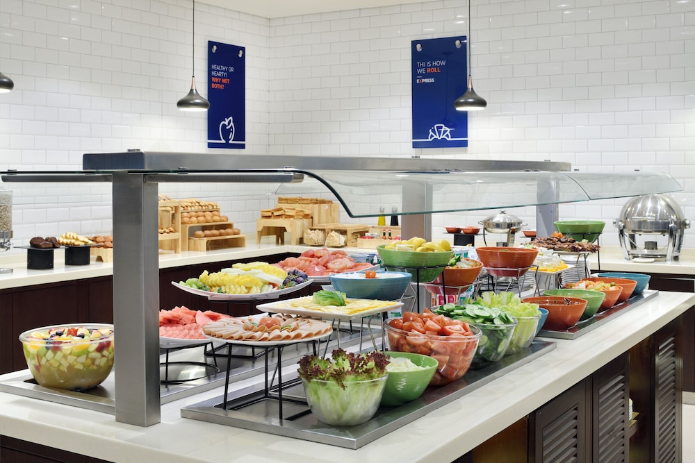 holiday inn express dubai internet city by ihg