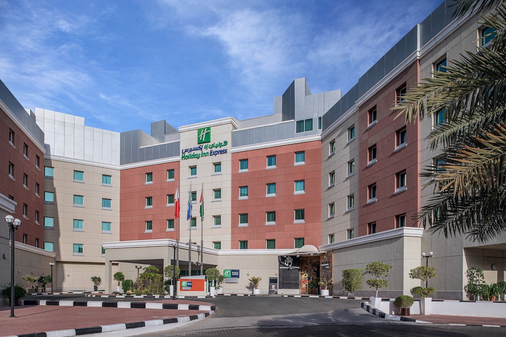holiday inn express dubai internet city by ihg