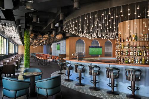 holiday inn express dubai internet city by ihg