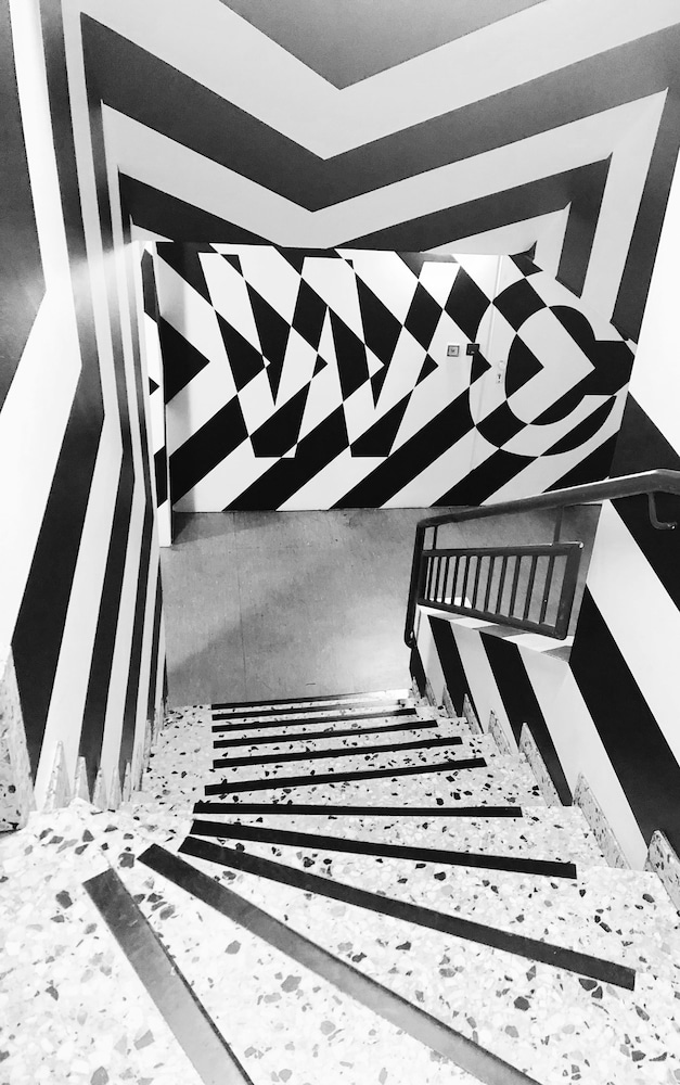 amstel house hostel berlin