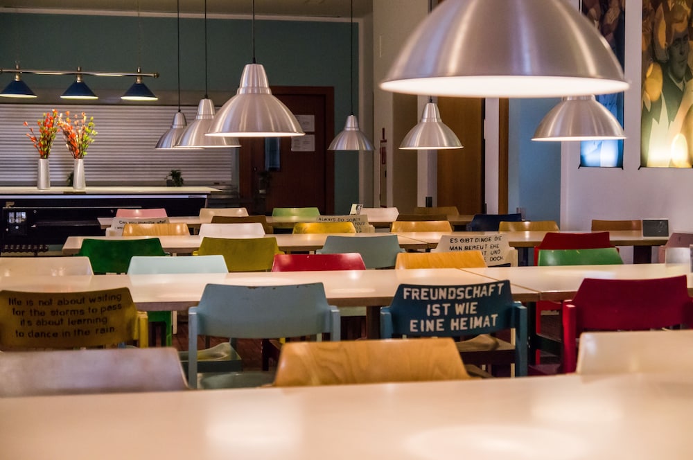 amstel house hostel berlin