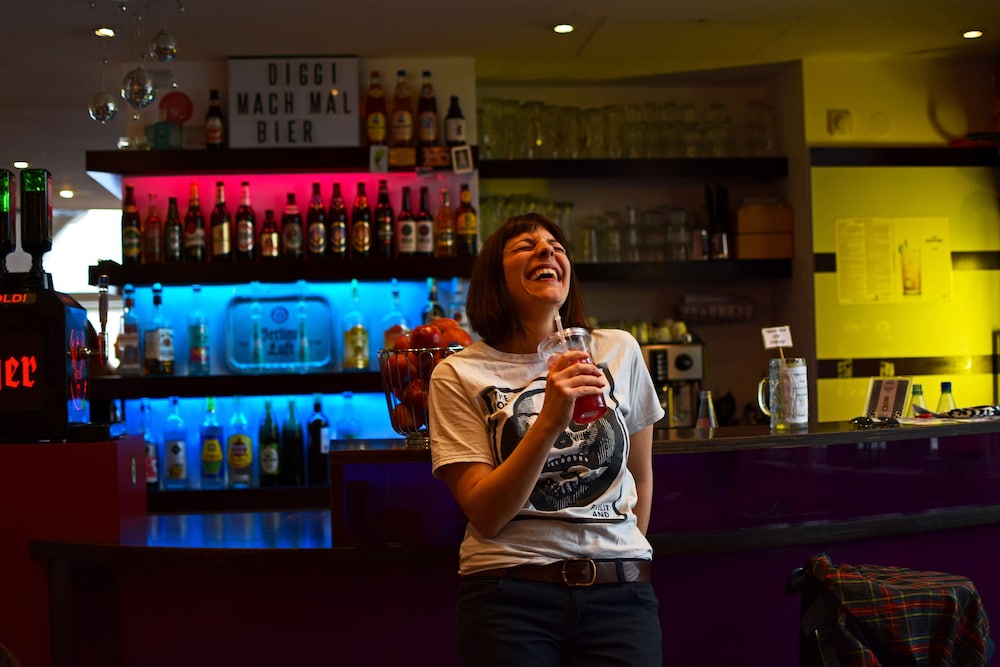 amstel house hostel berlin