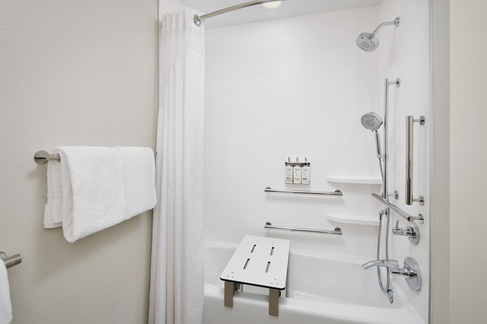holiday inn express and suites port st lucie west