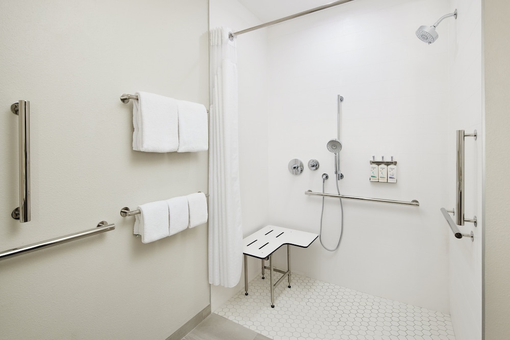 holiday inn express and suites port st lucie west