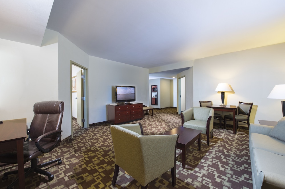 holiday inn express and suites port st lucie west