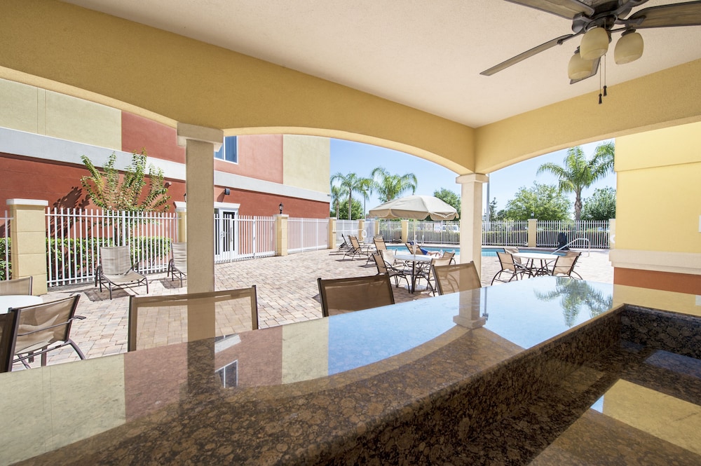 holiday inn express and suites port st lucie west