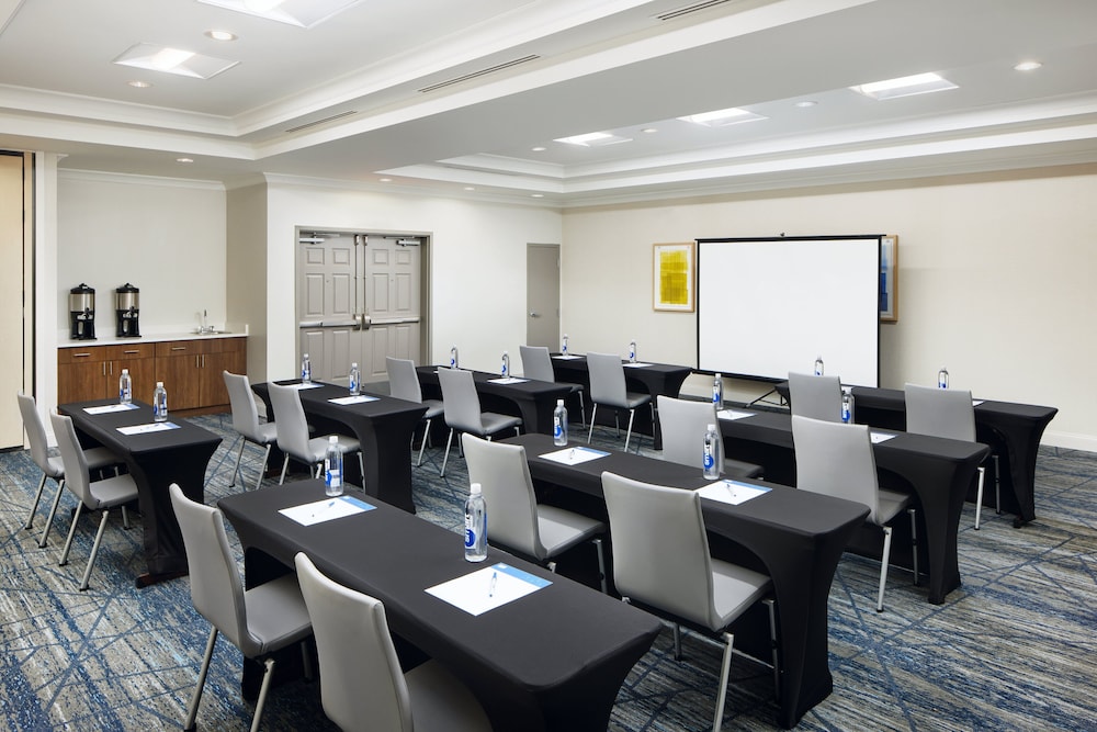 holiday inn express and suites port st lucie west