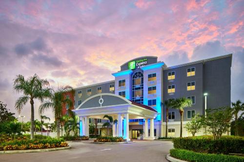 holiday inn express and suites port st lucie west