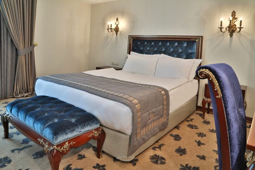 cassiel hotel