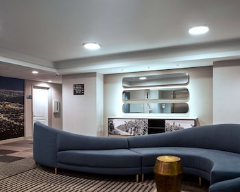 hampton inn and suites los angeles sherman oaks