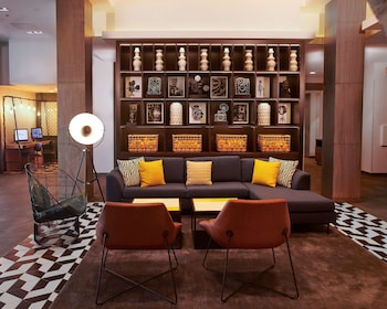 hampton inn and suites los angeles sherman oaks