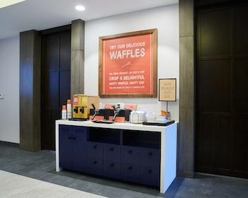 hampton inn and suites los angeles sherman oaks