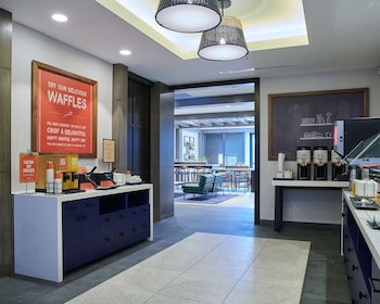 hampton inn and suites los angeles sherman oaks