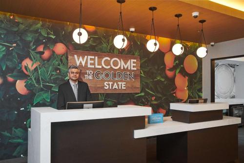 hampton inn and suites los angeles sherman oaks