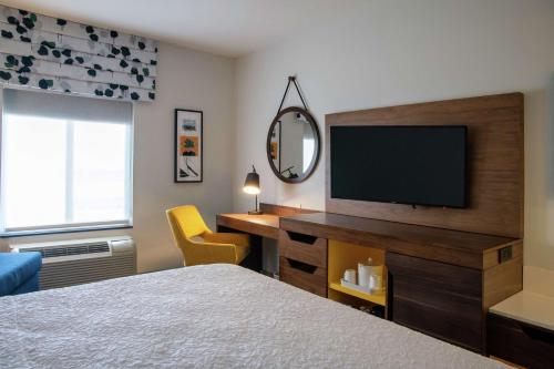 hampton inn and suites los angeles sherman oaks