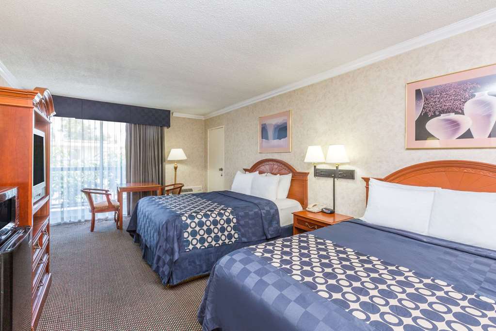 days inn by wyndham los angeles lax venicebch marina delray