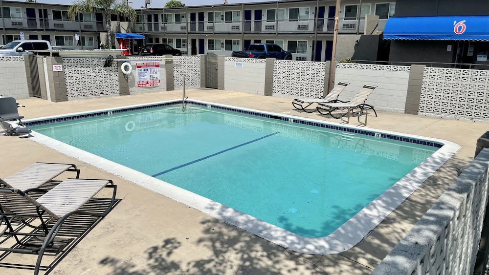 motel 6 pico rivera ca los angeles
