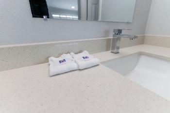 motel 6 pico rivera ca los angeles