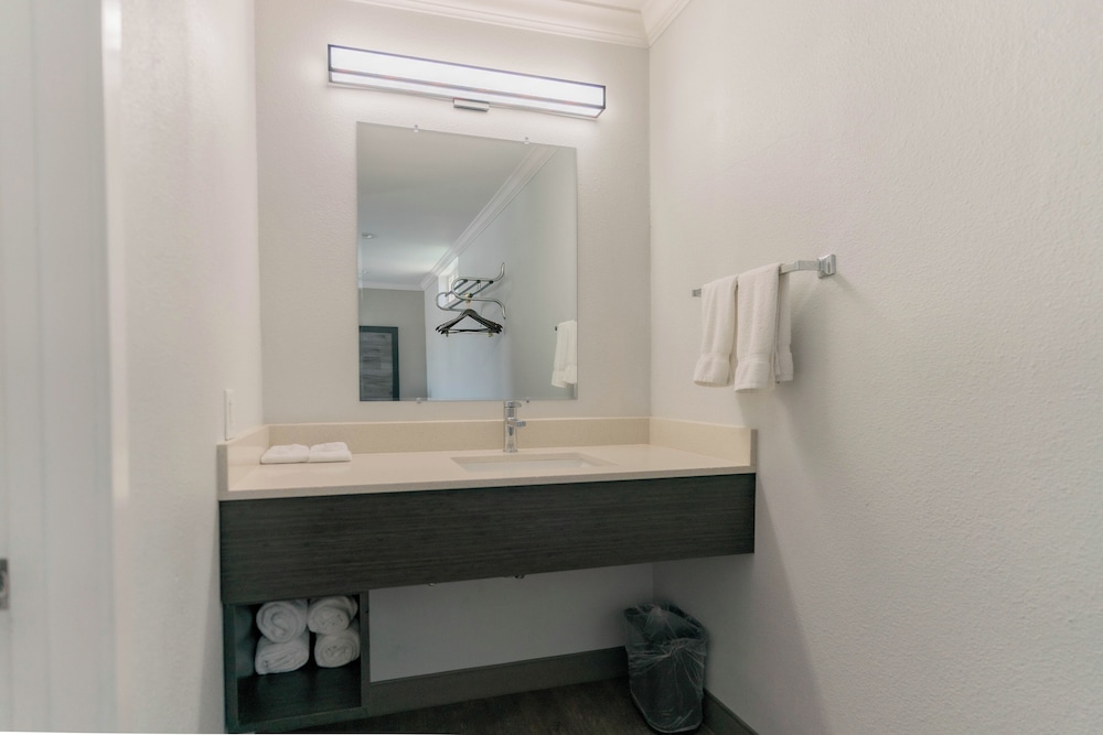 motel 6 pico rivera ca los angeles